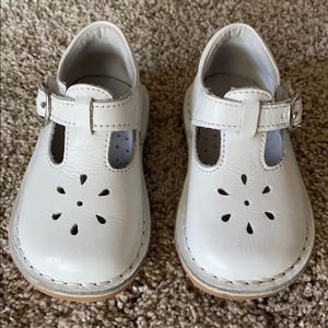 L’amour size 5 toddler girls shoe